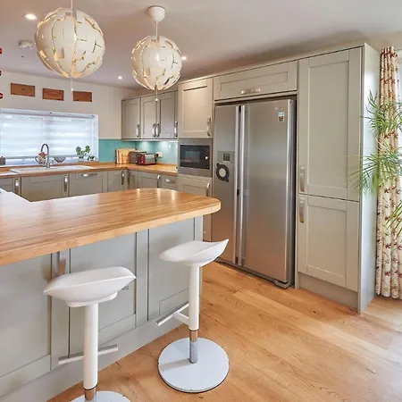 Holiday home Ravenstone *